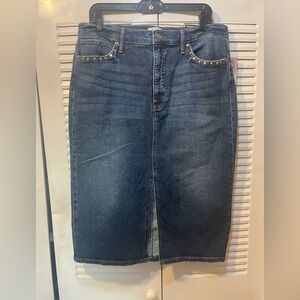 Sofia Jeans by Sofia Vergara
High Rise Pencil Skirt Slit Front